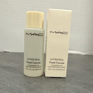 MAC Cosmetics Hyper Real Fresh Canvas Cleansing Oil